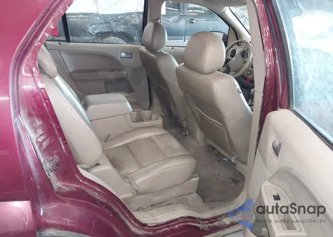 2005 Ford Freestyle Limited из США, поврежденный, VIN 1FMDK061X5GA42651